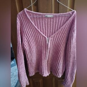 Beautiful Women's Pink Ribbed Sweater